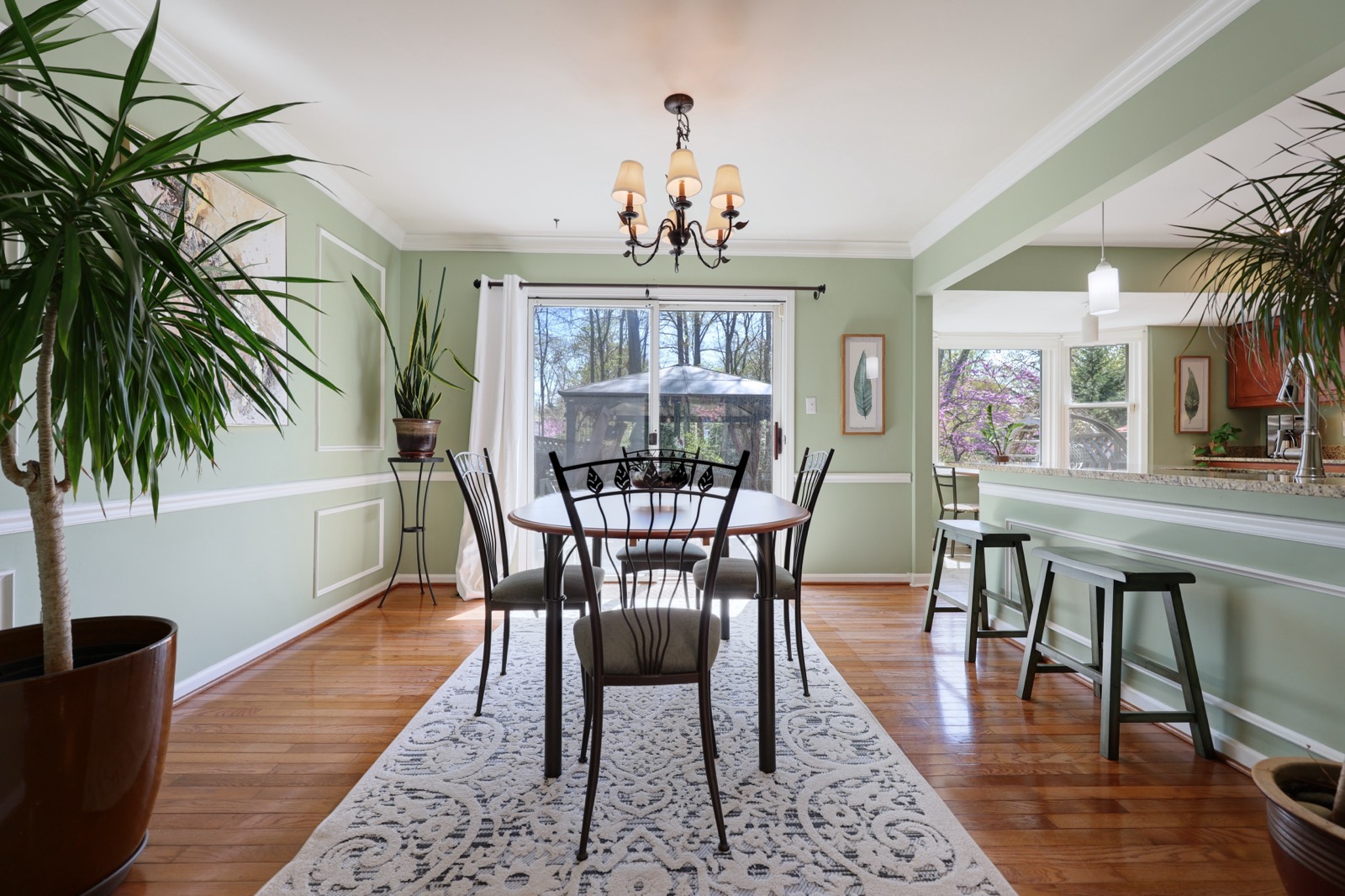 Dining room, 8001 Rockwood Ct