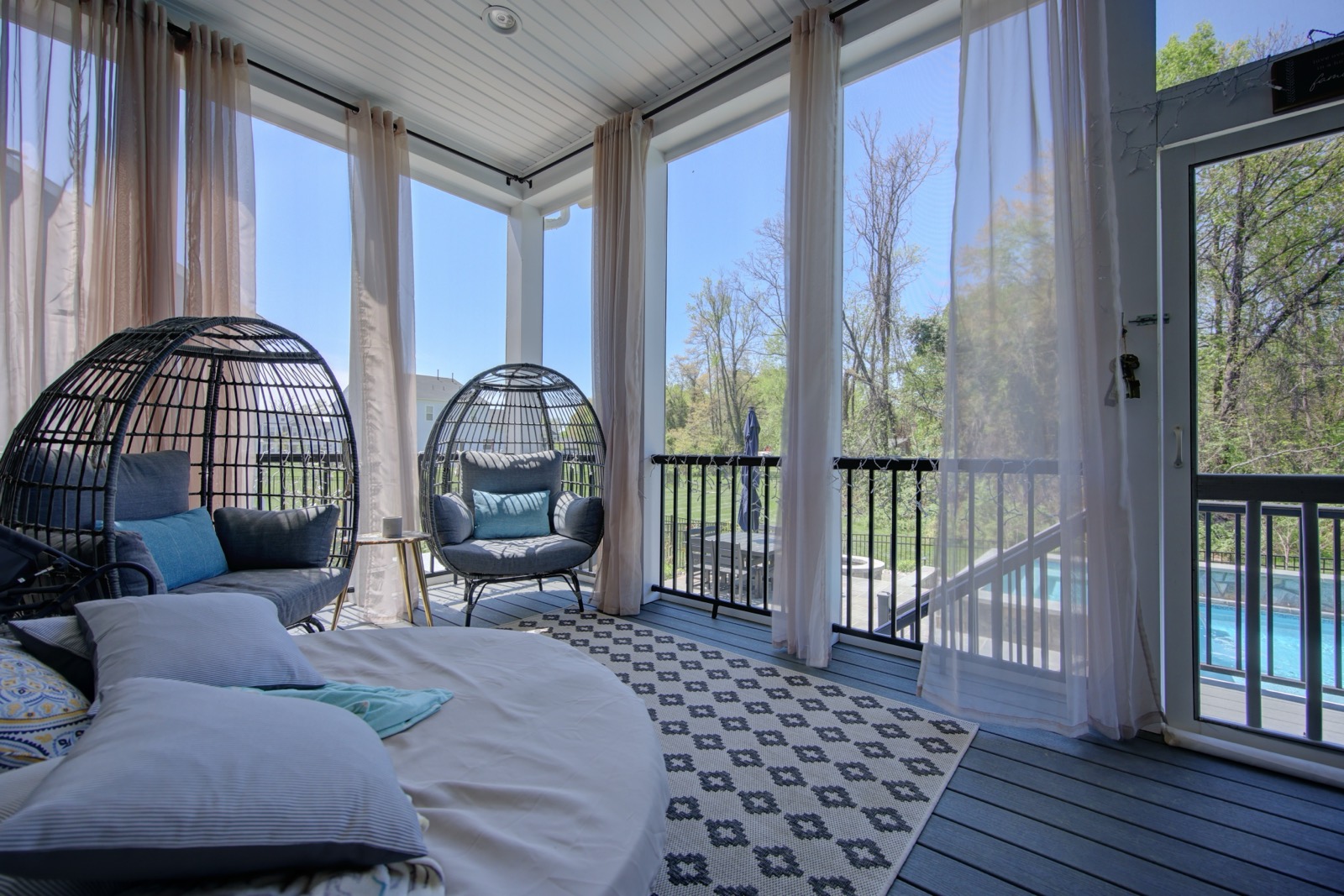 Screened porch, 224 Stoic Street